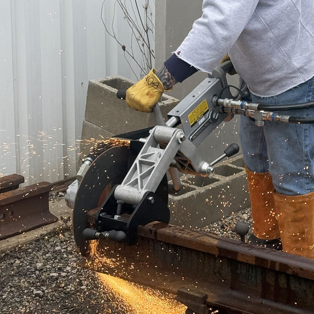 Hydraulic Rail Saw - (0016601)